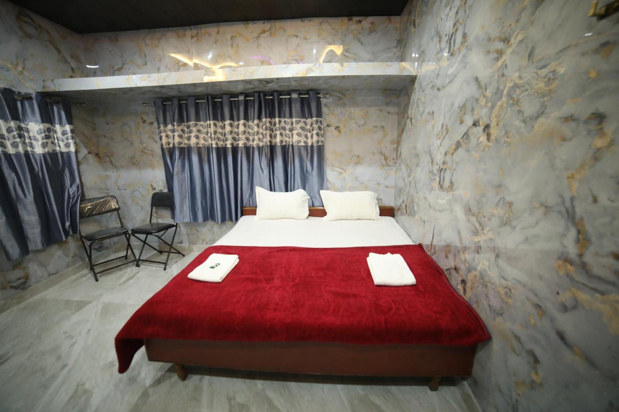 Maa Vishalakshi Homestay Varanasi