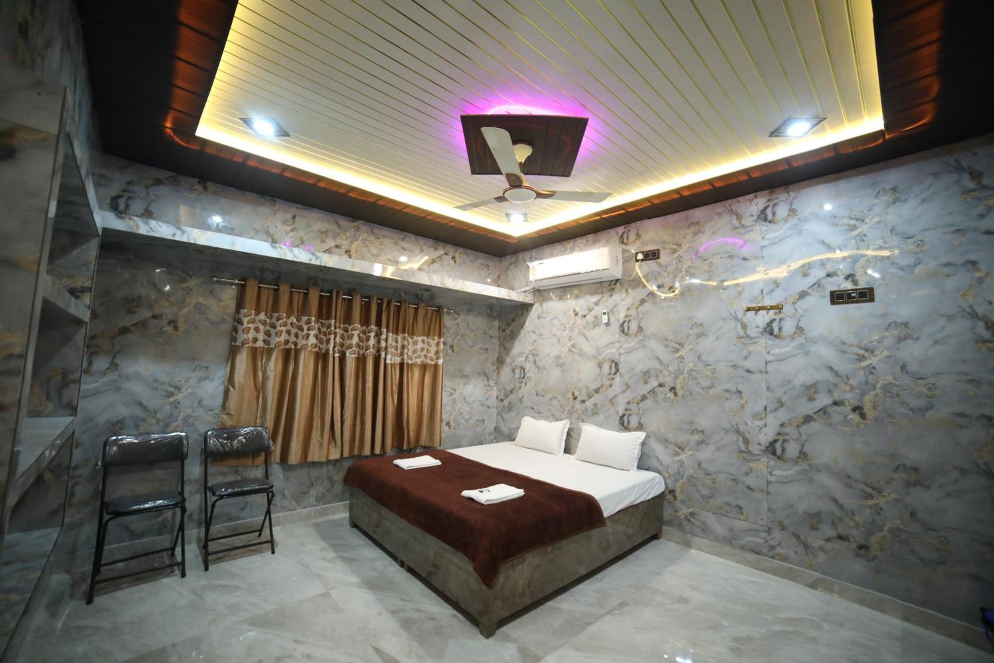 Maa Vishalakshi Homestay *